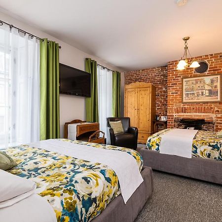 Le Coureur Des Bois Bed & Breakfast Квебек Екстериор снимка