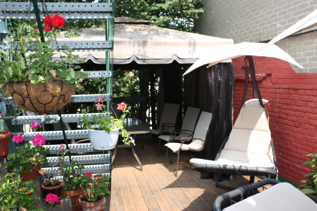 Le Coureur Des Bois Bed & Breakfast Квебек Екстериор снимка